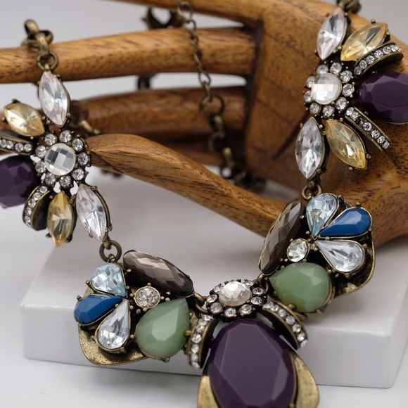 J Crew Rhinestone cluster necklace Brassy tone GORGEOUS - Picture 12 of 12